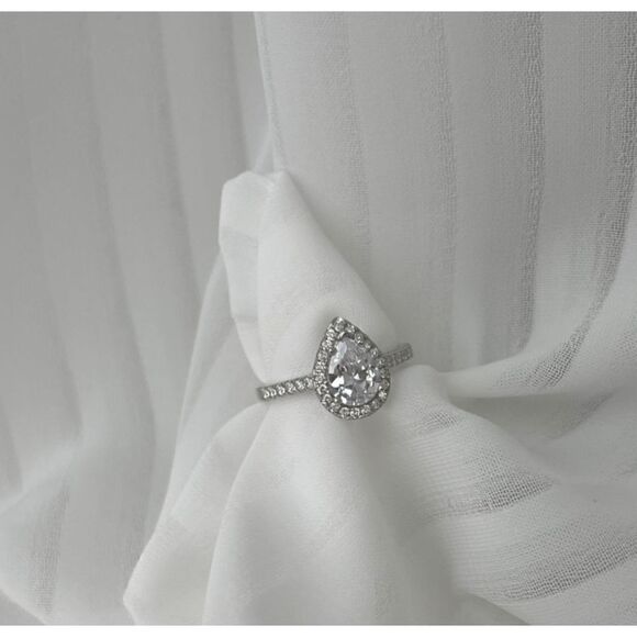 Teardrop 925 Sterling Silver Ring - Picture 4 of 9